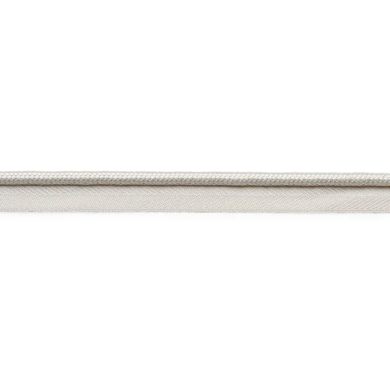 Schumacher Gustave Silk Lip Cord Medium trim in Ivory (74540)