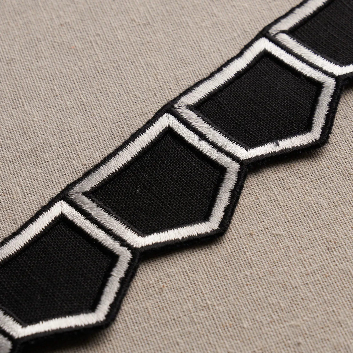 81752 | Honeycomb Trim - Black Schumacher Honeycomb Trim in Black (81752)
