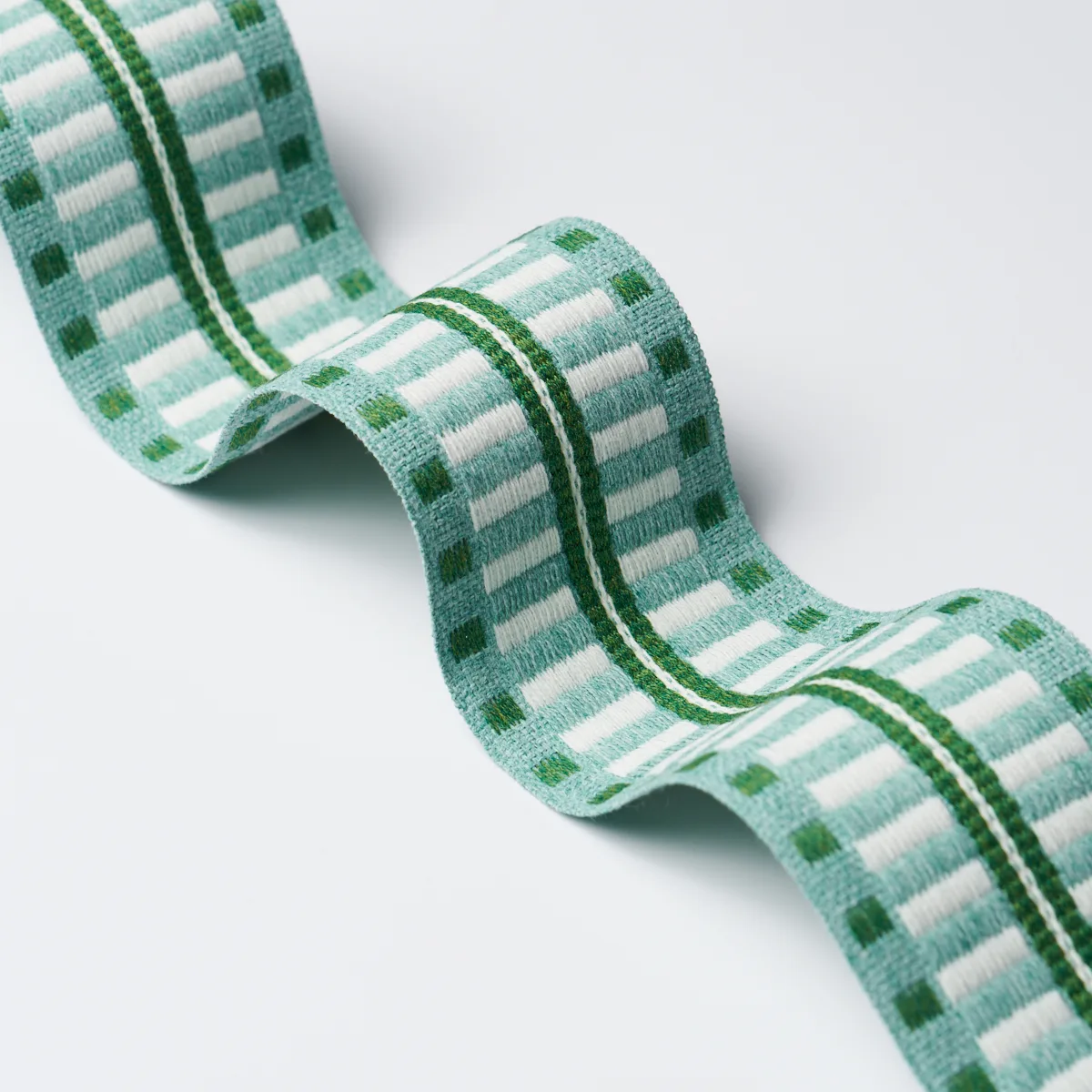 Schumacher Jacobsen Tape Indoor/Outdoor trim in Mineral (73635)
