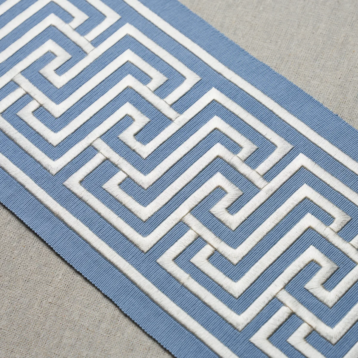 66148 | Labyrinth Tape - Sky Schumacher Labyrinth Tape trim in Sky (66148)