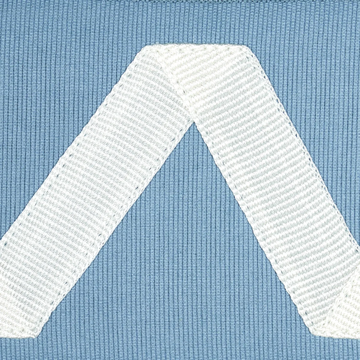 80873 | Legere Appliqué Tape - Ivory on Sky Schumacher Legere Appliqué Tape trim in Ivory on Sky (80873)