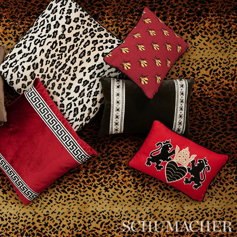 Schumacher Lionheart Appliqué trim in Black & Gold (73020)