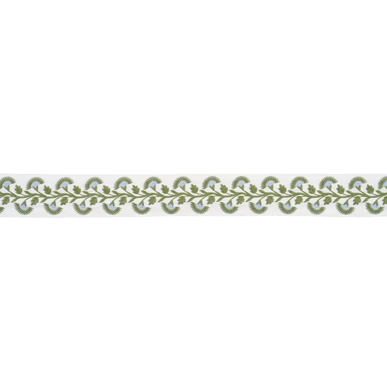 Schumacher Lottie Tape trim in Leaf (85651)