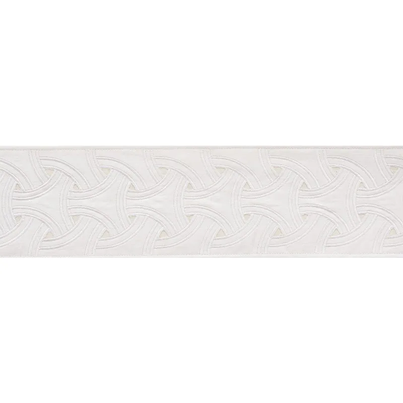 Schumacher Lynx Tape trim in Ivory (74390)