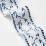 84573 | Maison Vine - Porcelain Schumacher Maison Vine trim in Porcelain (84573)