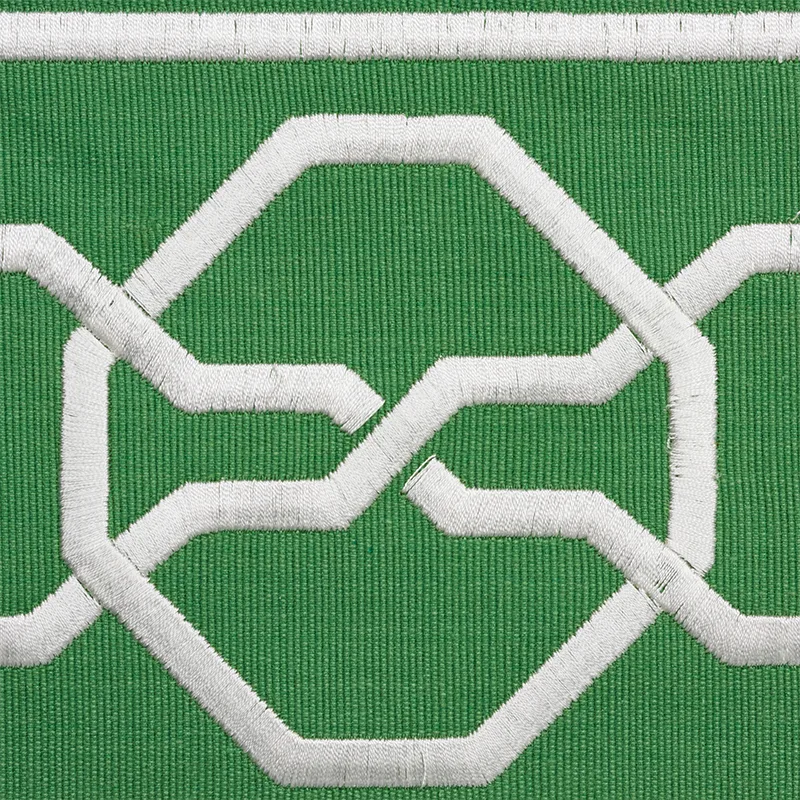 77351 | Malmaison Tape - Green Schumacher Malmaison Tape trim in Green (77351)