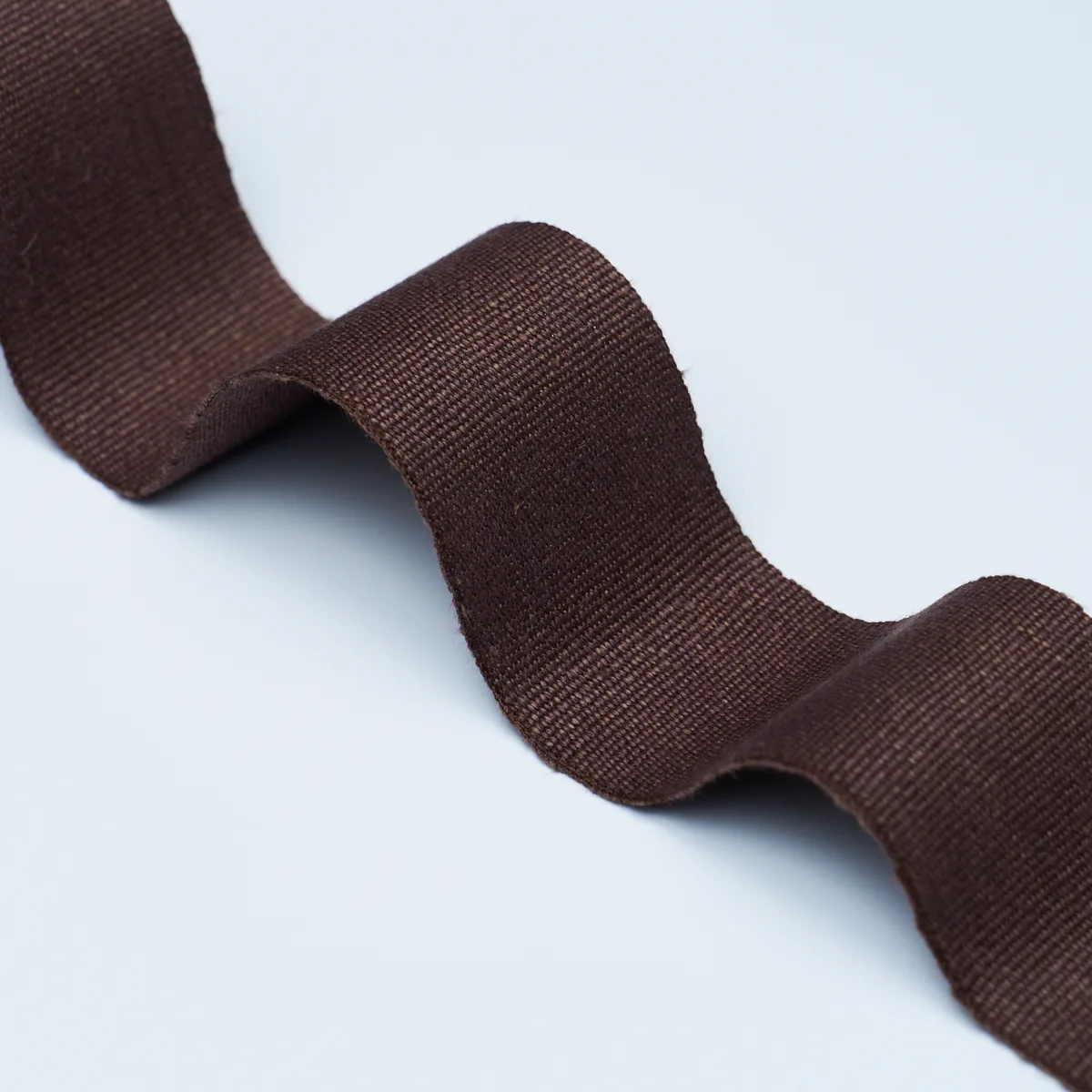 76899 | Mathias Linen Tape Wide - Brown Schumacher Mathias Linen Tape Wide trim in Brown (76899)