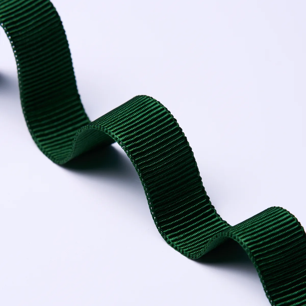 Schumacher Medium Faille Tape trim in Emerald (83861)