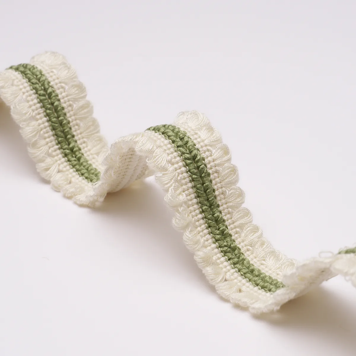 85661 | Miriam Trim - Leaf Schumacher Miriam Trim in Leaf (85661)