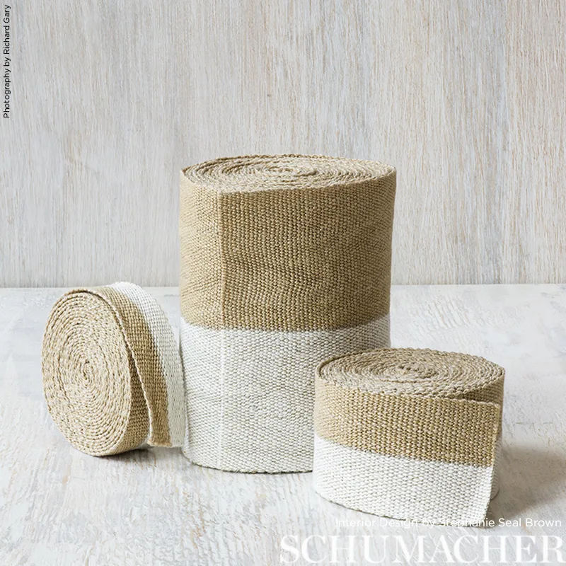 77030 | Modern Neutral Iii Narrow Tape - White & Gold Schumacher Modern Neutral Iii Narrow Tape trim in White & Gold (77030)