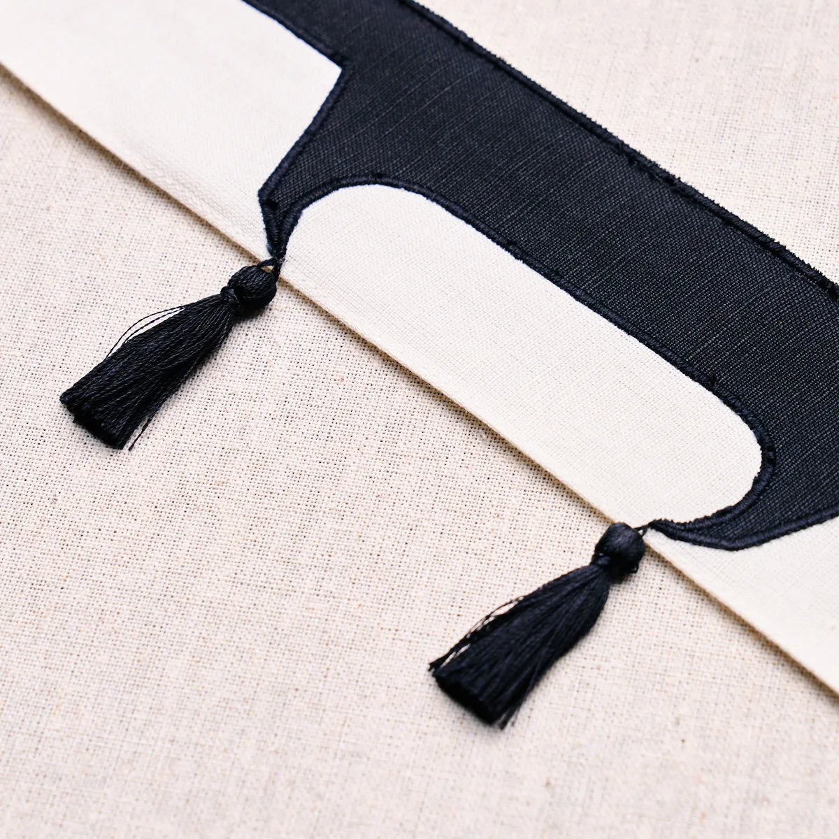 81761 | Pagoda Trim - Black Schumacher Pagoda Trim in Black (81761)