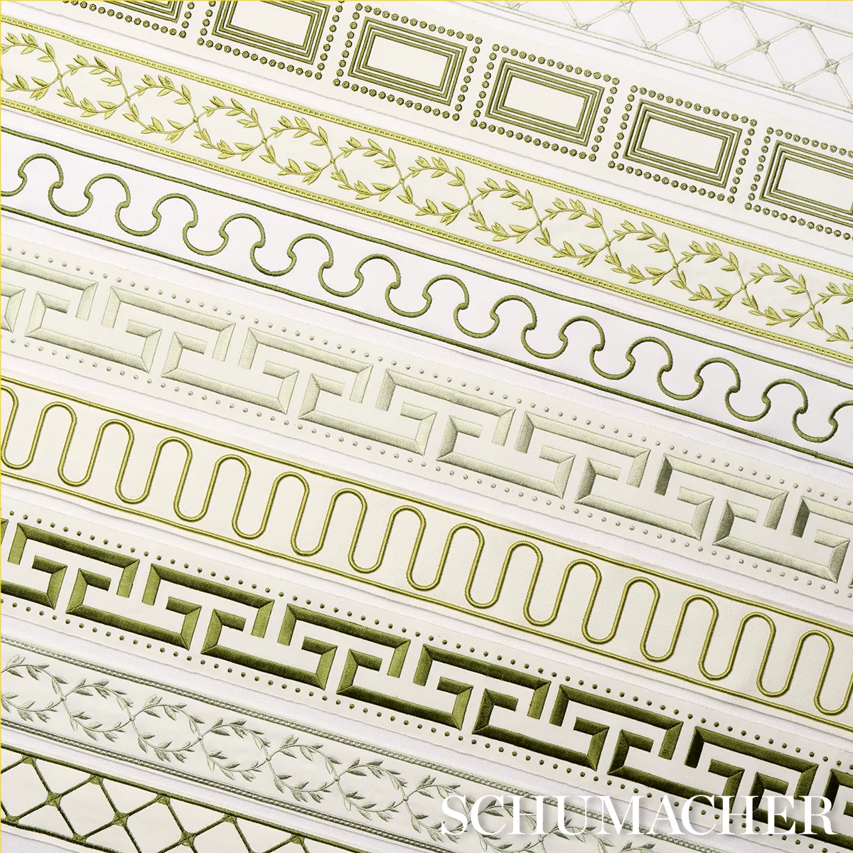 84600 | Parisian Bamboo - Green Schumacher Parisian Bamboo trim in Green (84600)