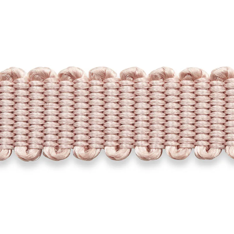 74636 | Pierre Silk Gimp Extra Narrow - Blush Schumacher Pierre Silk Gimp Extra Narrow trim in Blush (74636)