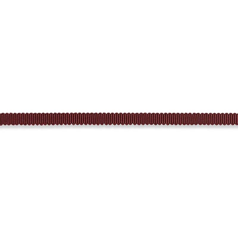 Schumacher Pierre Silk Gimp Extra Narrow trim in Burgundy (74629)