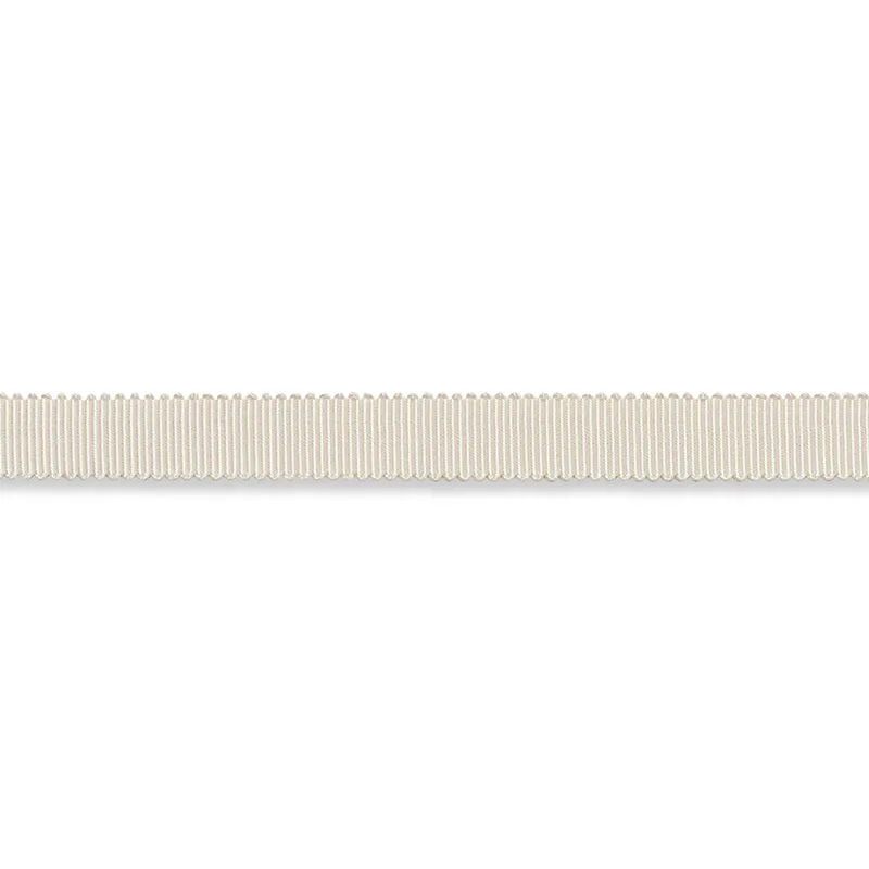 Schumacher Pierre Silk Gimp Narrow trim in Ivory (74640)