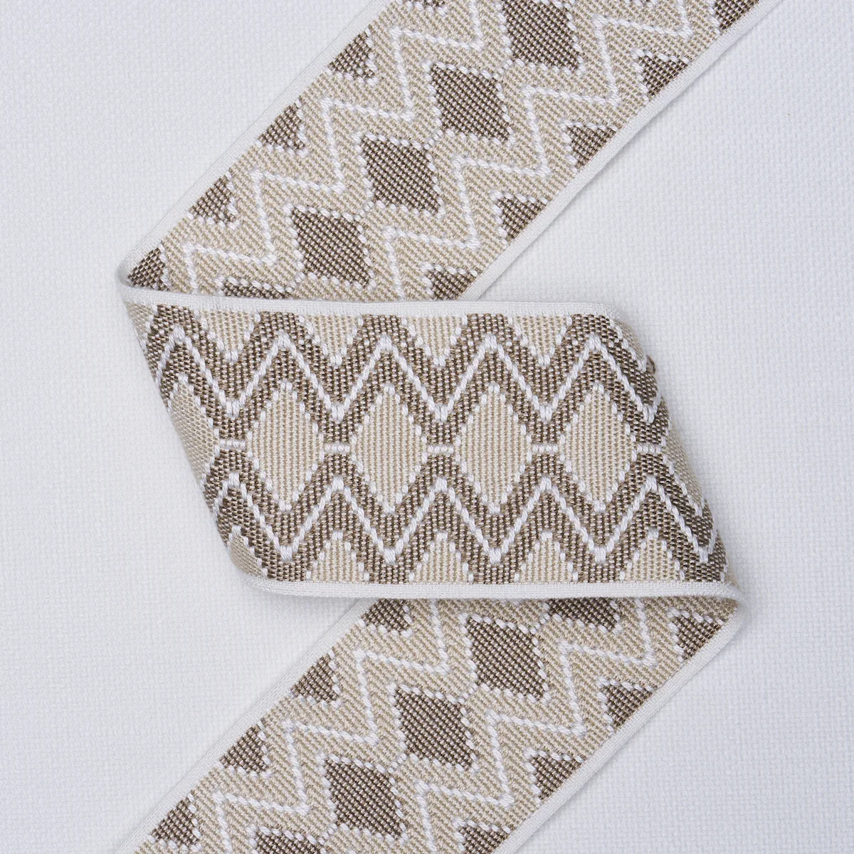 84103 | Pinula Tape - Oyster Schumacher Pinula Tape trim in Oyster (84103)