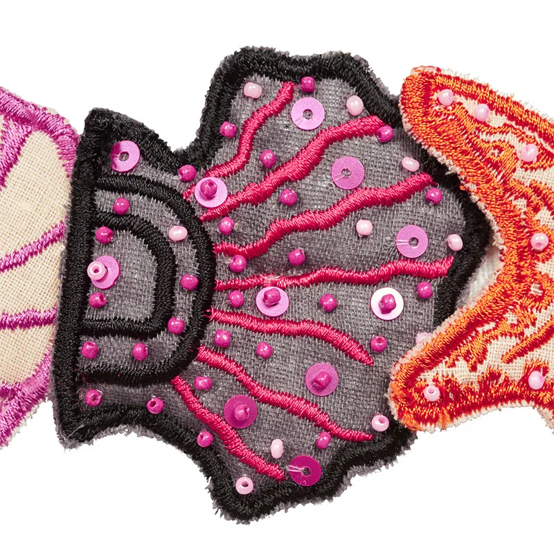 77261 | Sea Treasures Tape - Pink Schumacher Sea Treasures Tape trim in Pink (77261)