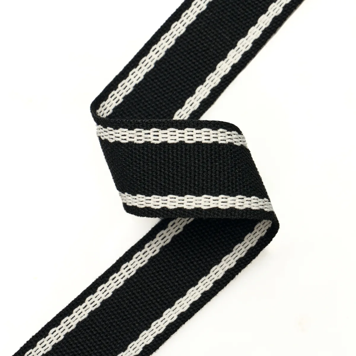 83674 | Sullivan Tape Narrow Indoor/Outdoor - Black Schumacher Sullivan Tape Narrow Indoor/Outdoor trim in Black (83674)