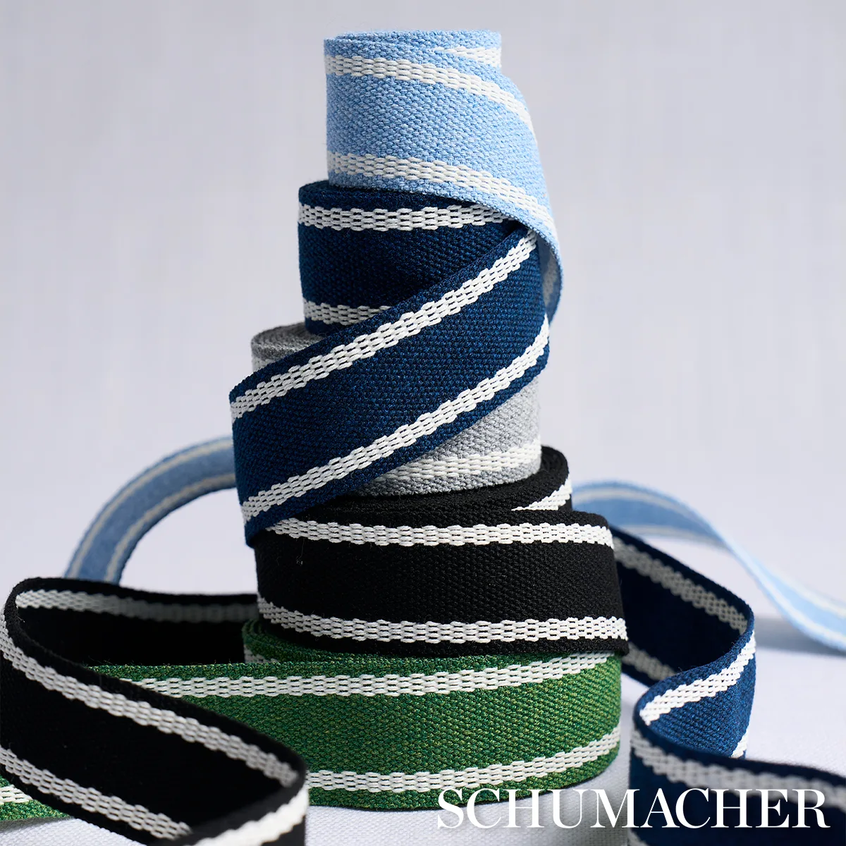 83673 | Sullivan Tape Narrow Indoor/Outdoor - Navy Schumacher Sullivan Tape Narrow Indoor/Outdoor trim in Navy (83673)
