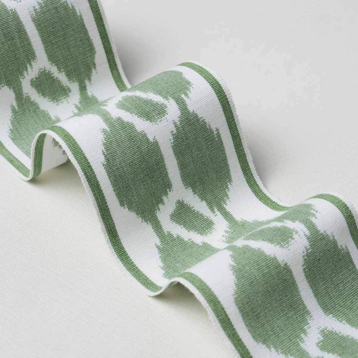 Schumacher Telia Tape trim in Green (73698)
