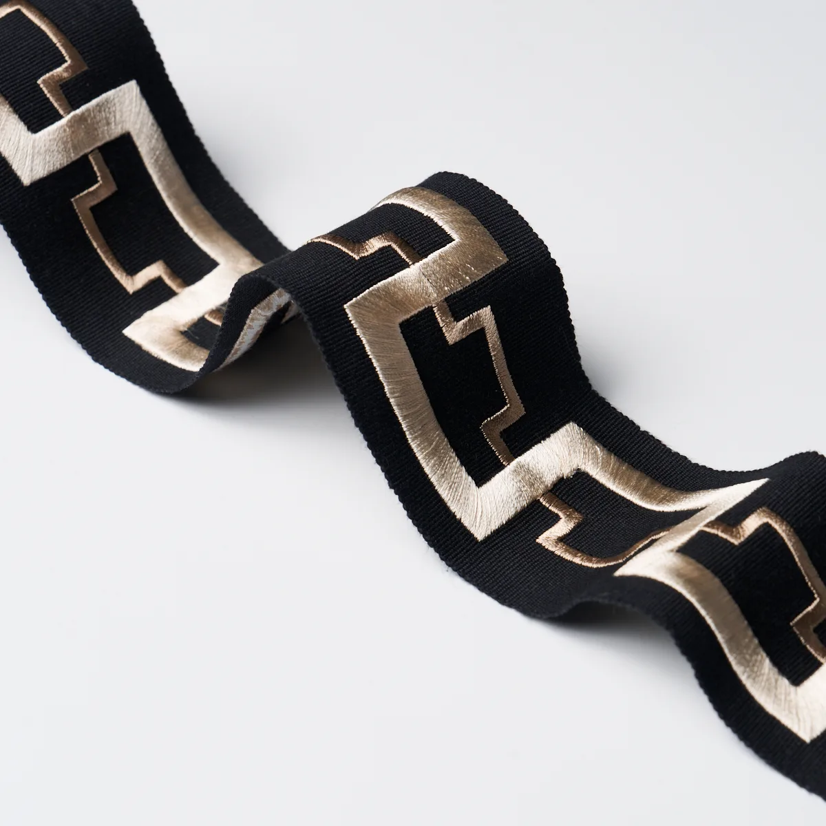 74355 | Turret Tape - Onyx Schumacher Turret Tape trim in Onyx (74355)