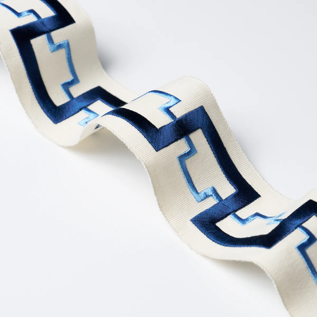 74354 | Turret Tape - Sapphire Schumacher Turret Tape trim in Sapphire (74354)