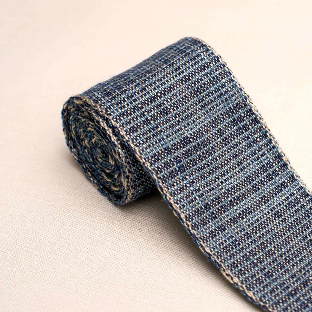 70738 | Tweed Tape Medium - Indigo Schumacher Tweed Tape Medium trim in Indigo (70738)