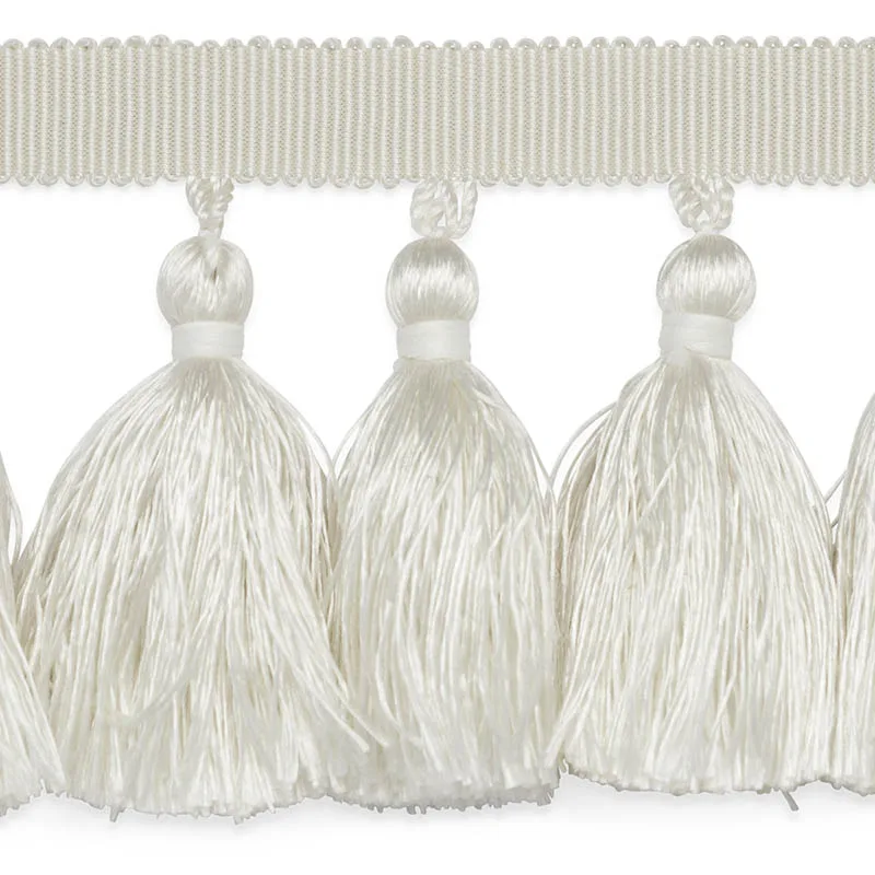 76800 | Valentin Silk Tassel - Ivory Schumacher Valentin Silk Tassel trim in Ivory (76800)