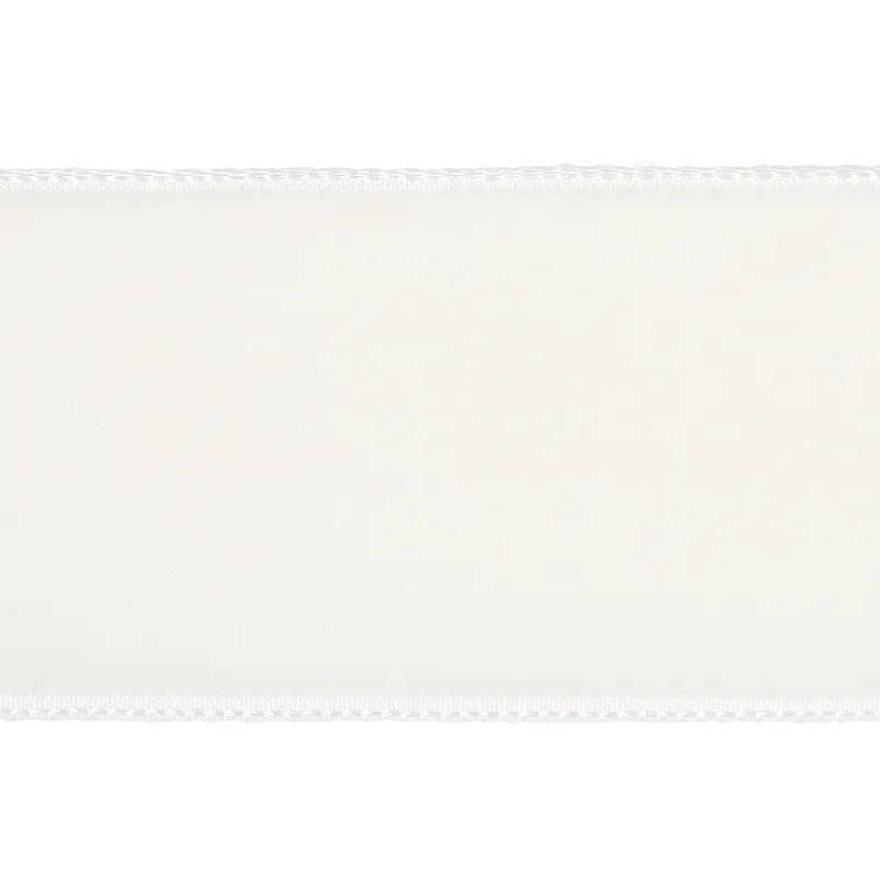 80960 | Velvet Tape Wide - Ivory Schumacher Velvet Tape Wide trim in Ivory (80960)