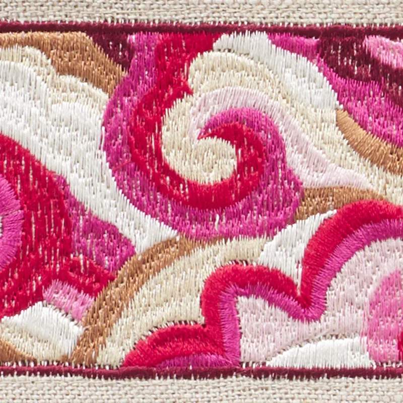 76220 | Woodstock Tape - Garnet Schumacher Woodstock Tape trim in Garnet (76220)