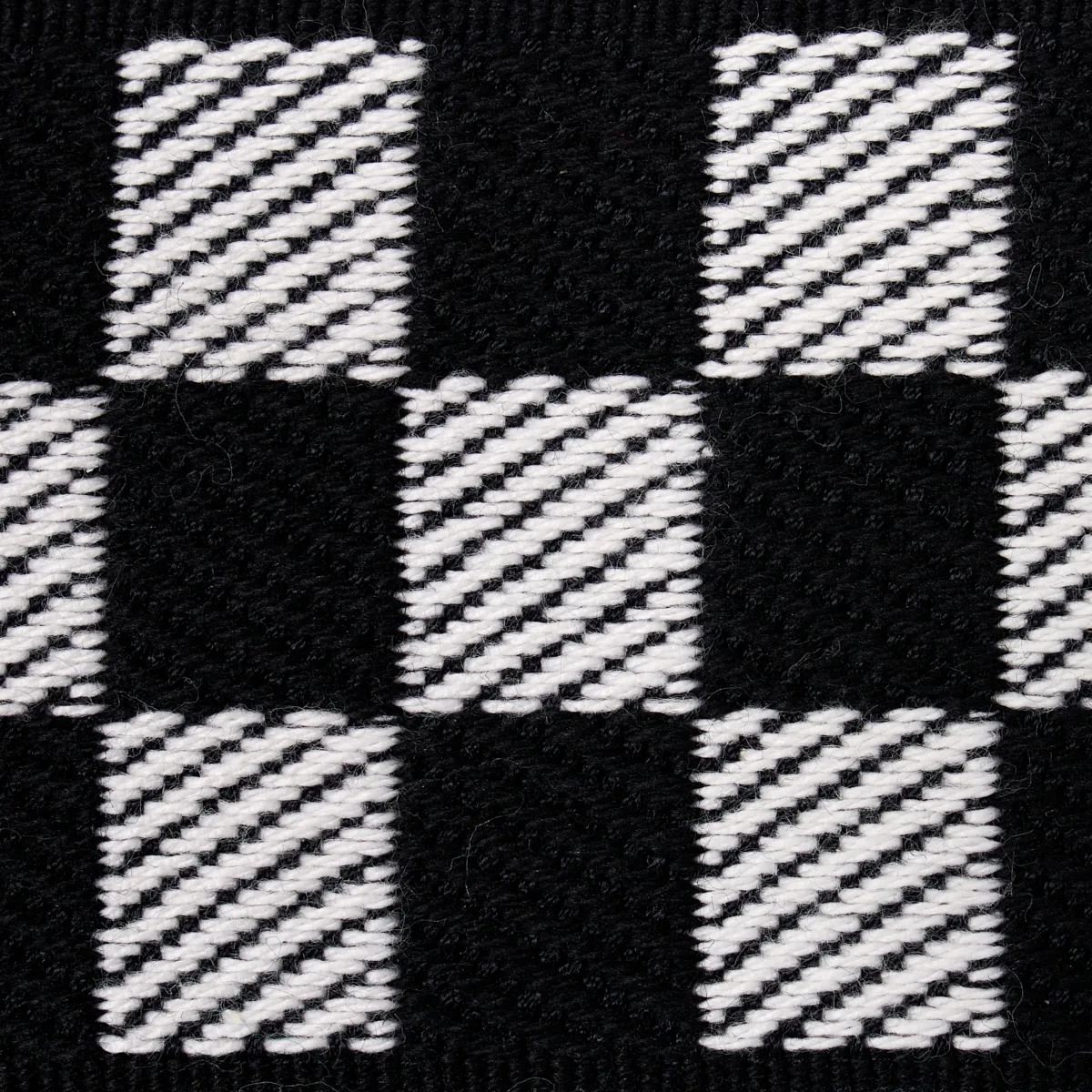 82480 | Zee Tape - Black & Ivory Schumacher Zee Tape trim in Black & Ivory (82480)
