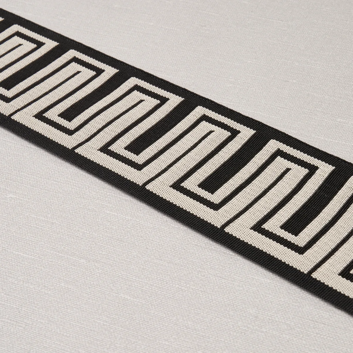 82442 | Zeus Indoor/Outdoor Tape - Black Schumacher Zeus Indoor/Outdoor Tape trim in Black (82442)