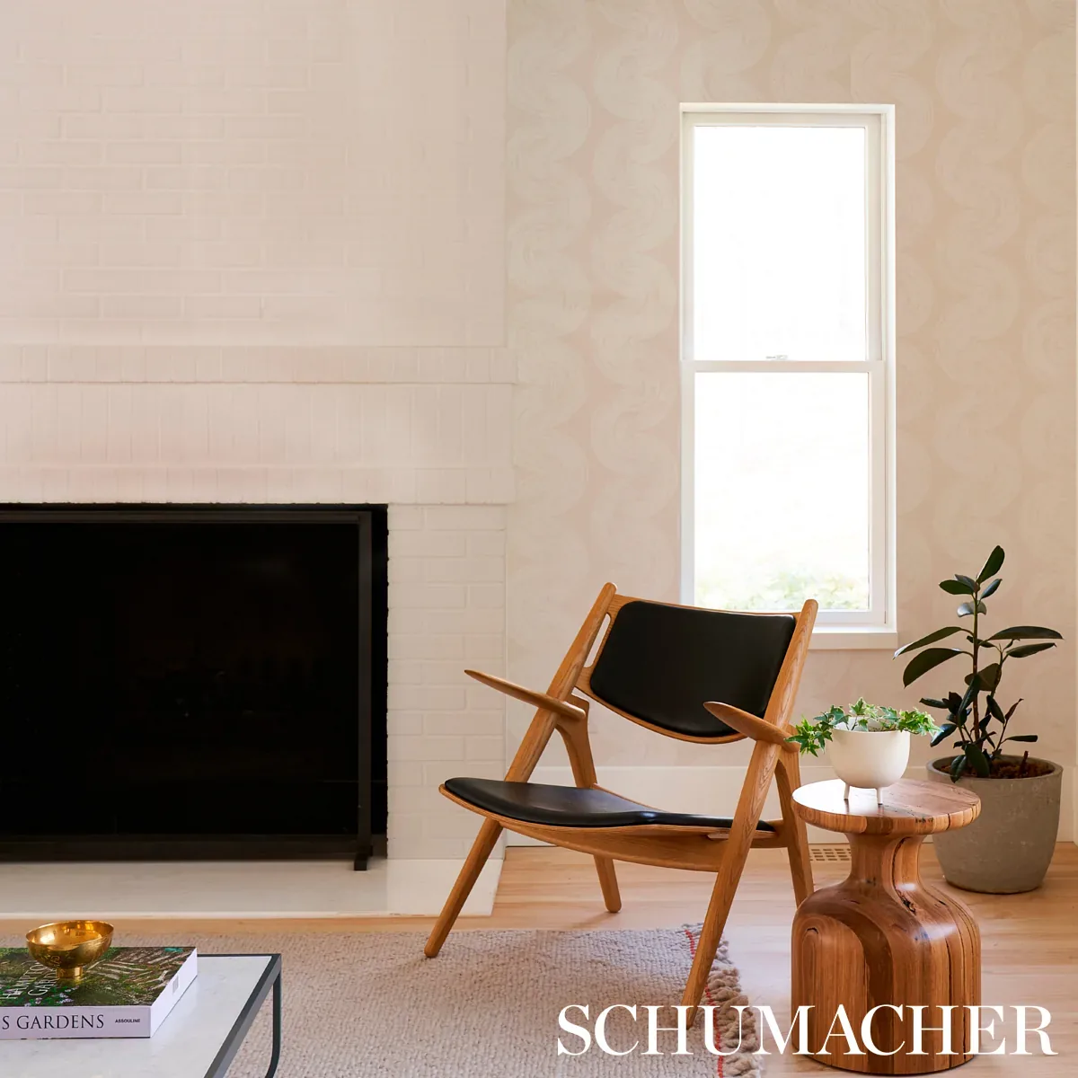 1975 LIGHT BEIGE Schumacher Wallpaper wallpaper - SKU 5013672