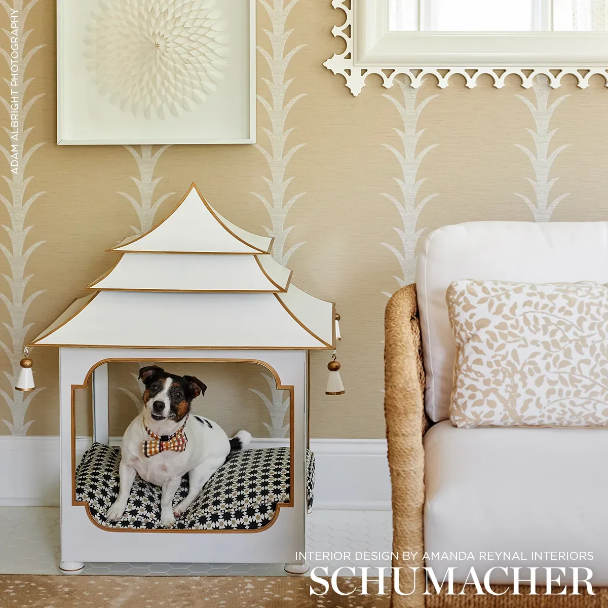 ACANTHUS STRIPE VINYL room view