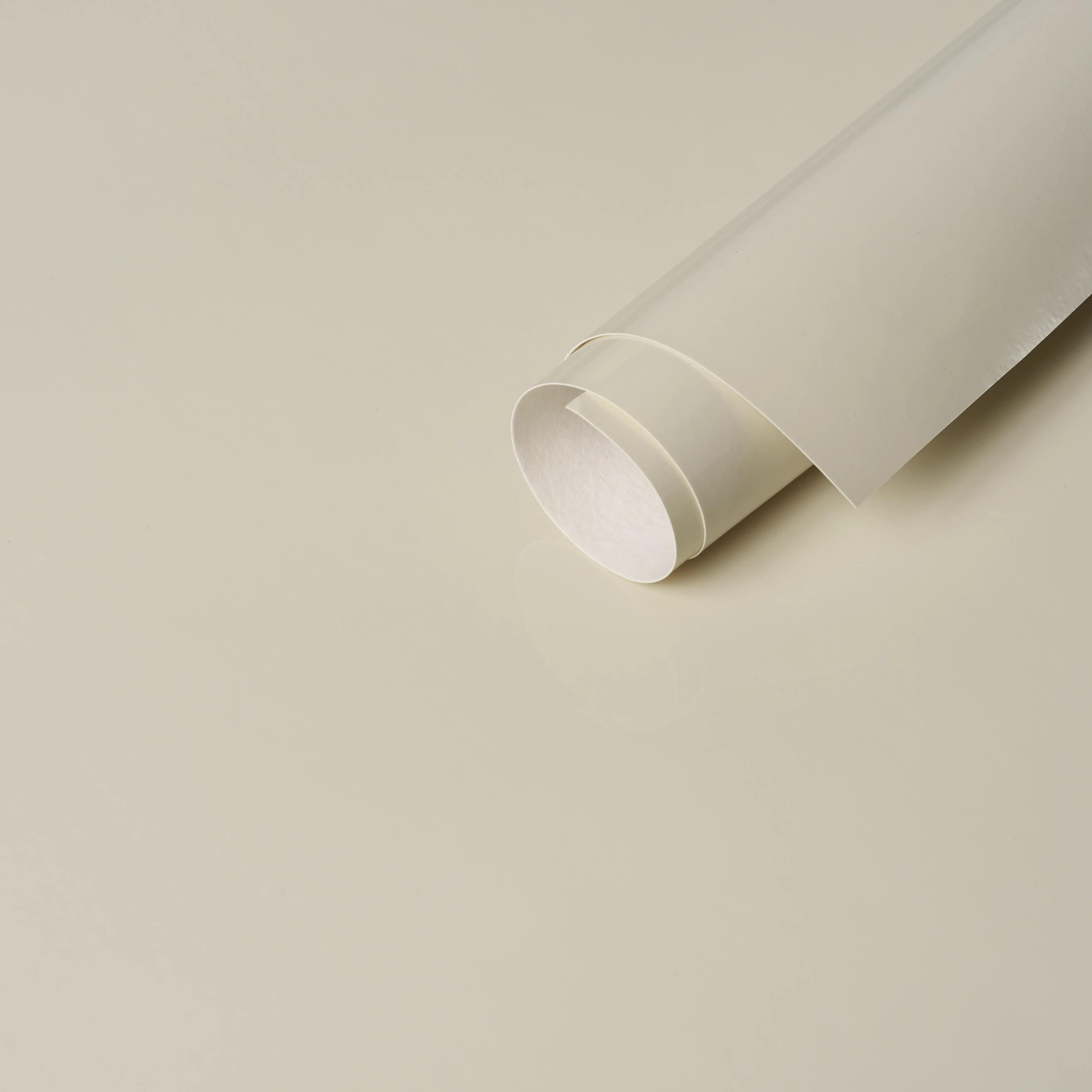 ACE FAUX LACQUER PERFORMANCE VINYL IVORY Schumacher Wallpaper wallpaper - SKU 5015943