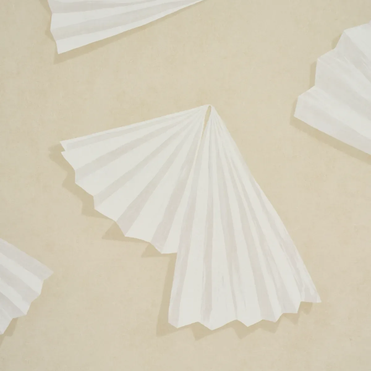 ANTOINETTE - WARM WHITE Schumacher Wallpaper | Wallpaper Twi ANTOINETTE WARM WHITE Schumacher Wallpaper wallpaper - SKU 5017352