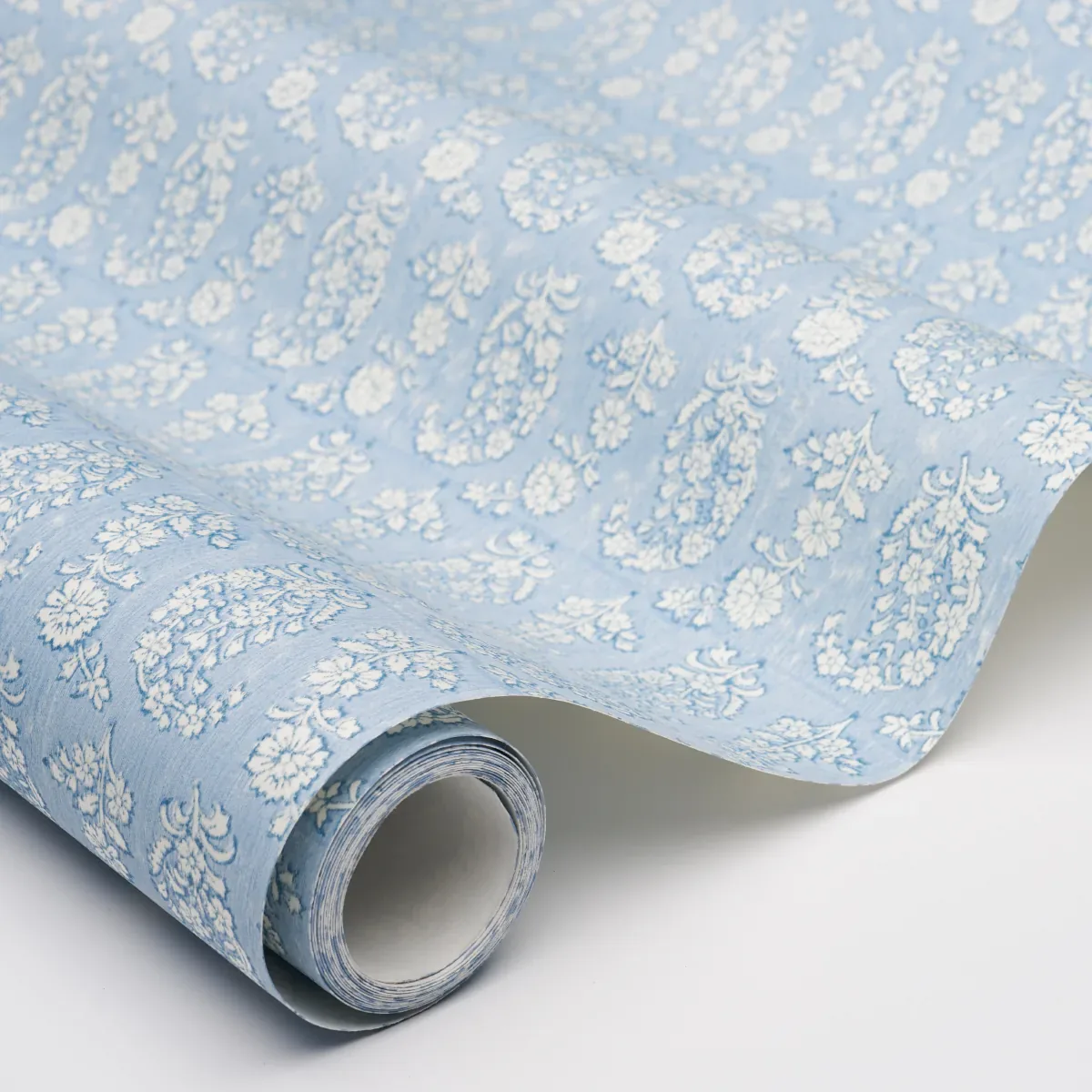 ARITA BLOCK PRINT - CORNFLOWER Schumacher Wallpaper | Wallpa ARITA BLOCK PRINT CORNFLOWER Schumacher Wallpaper wallpaper - SKU 5015240