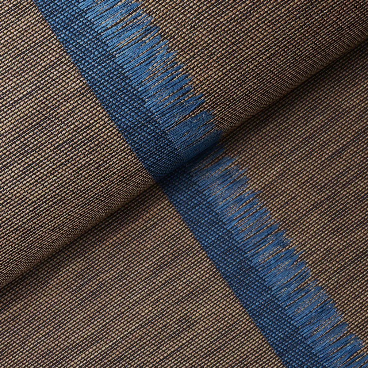 5015710 | AXEL FRINGE WALLCOVERING – PEACOCK/BROWN