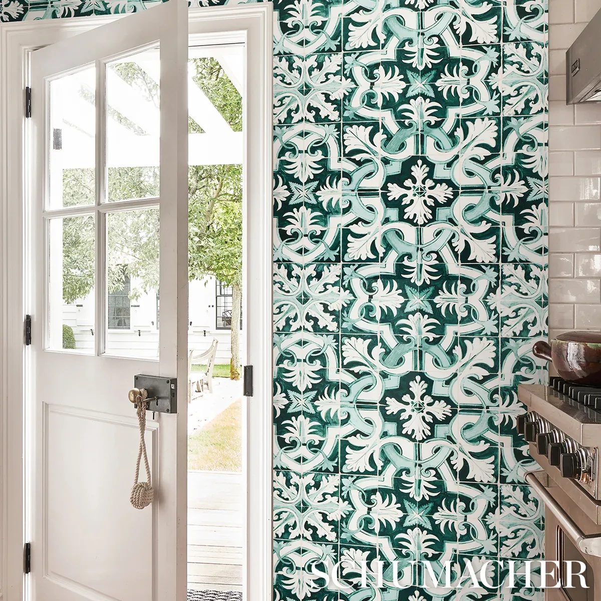 Azulejos EMERALD Schumacher Wallpaper wallpaper - SKU 5015121