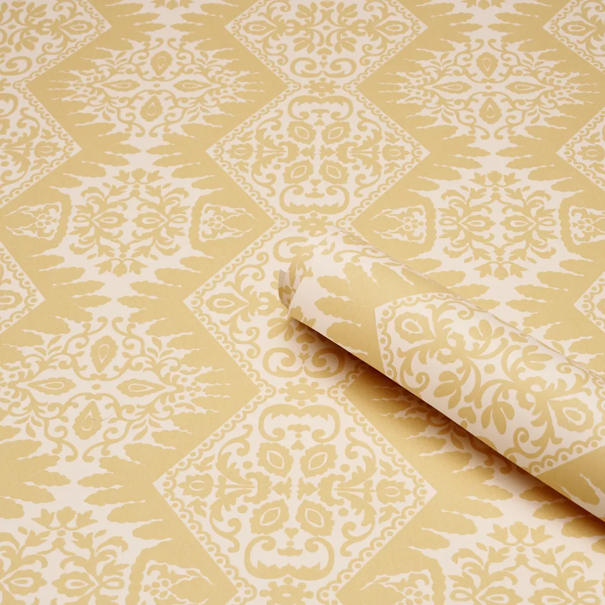 BERKELEY - STRAW Schumacher Wallpaper | Wallpaper Twins BERKELEY STRAW Schumacher Wallpaper wallpaper - SKU 5017312