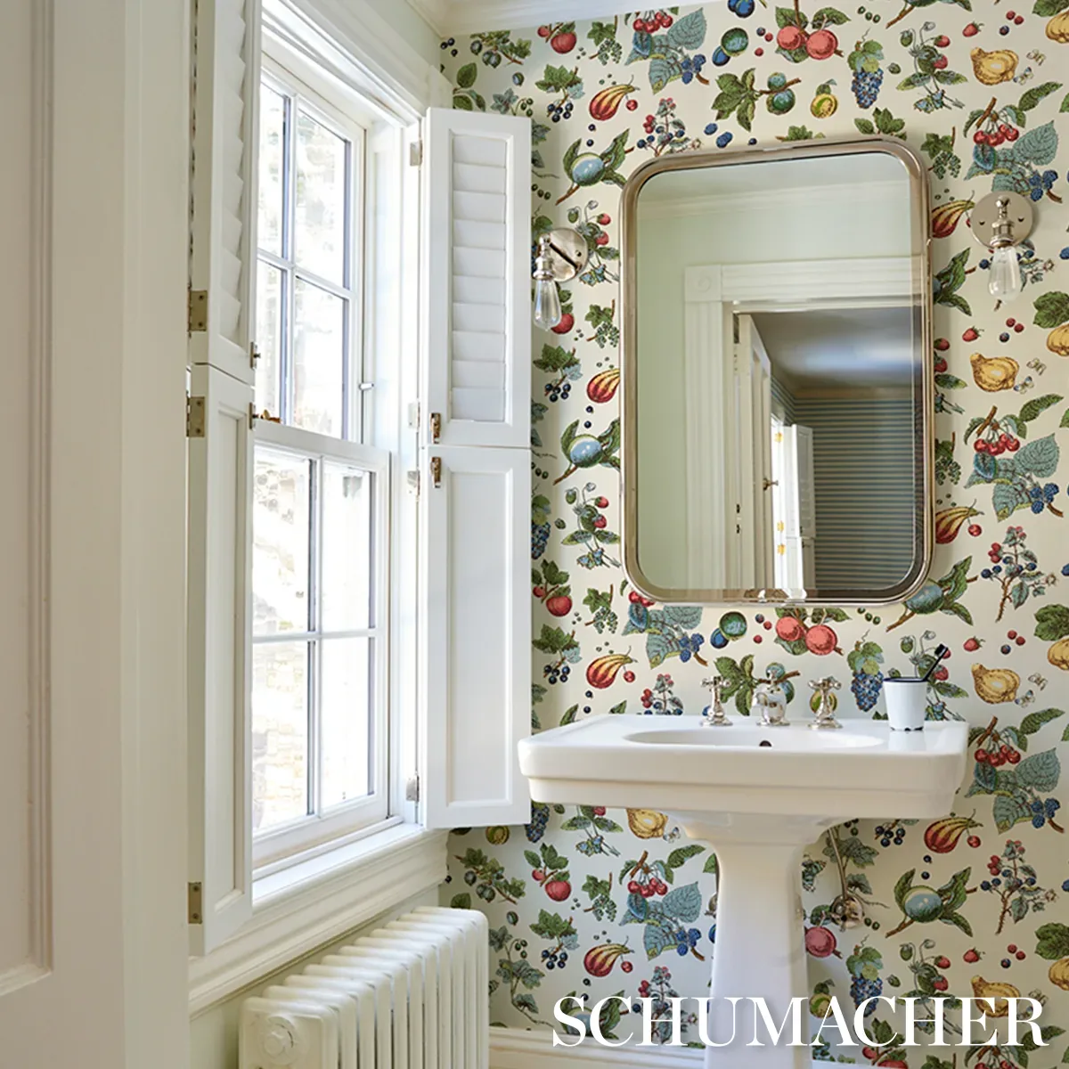 BERRY GROVE - IVORY Schumacher Wallpaper | Wallpaper Twins BERRY GROVE IVORY Schumacher Wallpaper wallpaper - SKU 5015652