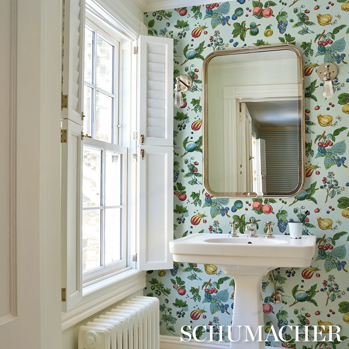 BERRY GROVE - SKY Schumacher Wallpaper | Wallpaper Twins BERRY GROVE SKY Schumacher Wallpaper wallpaper - SKU 5015651