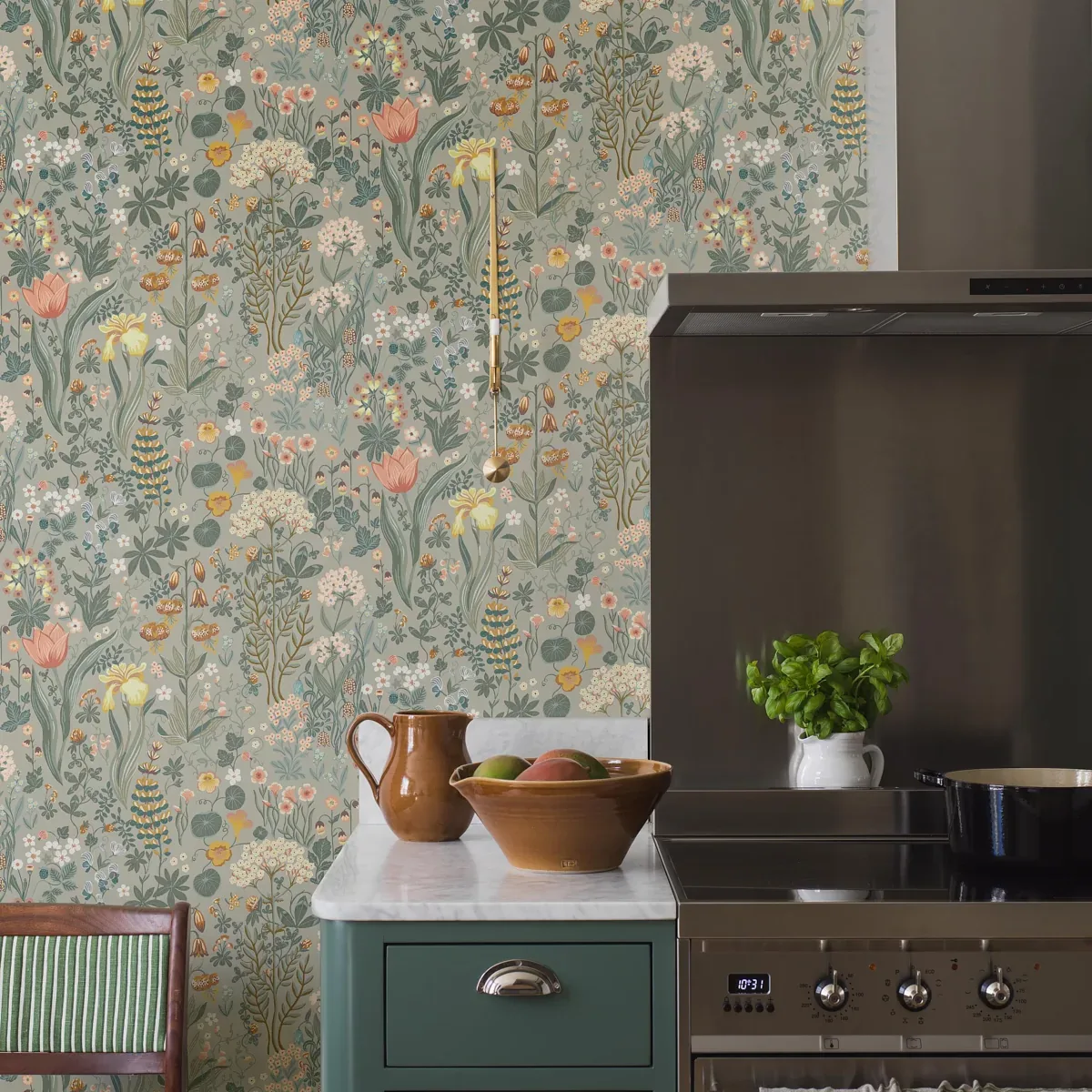 BLOMSTERHAV - TAUPE Schumacher Wallpaper | Wallpaper Twins BLOMSTERHAV TAUPE Schumacher Wallpaper wallpaper - SKU 2054