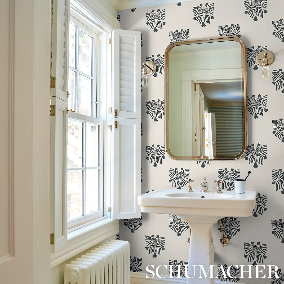 BOW-WOW-WOW - CREAM Schumacher Wallpaper | Wallpaper Twins BOW-WOW-WOW CREAM Schumacher Wallpaper wallpaper - SKU 5015472