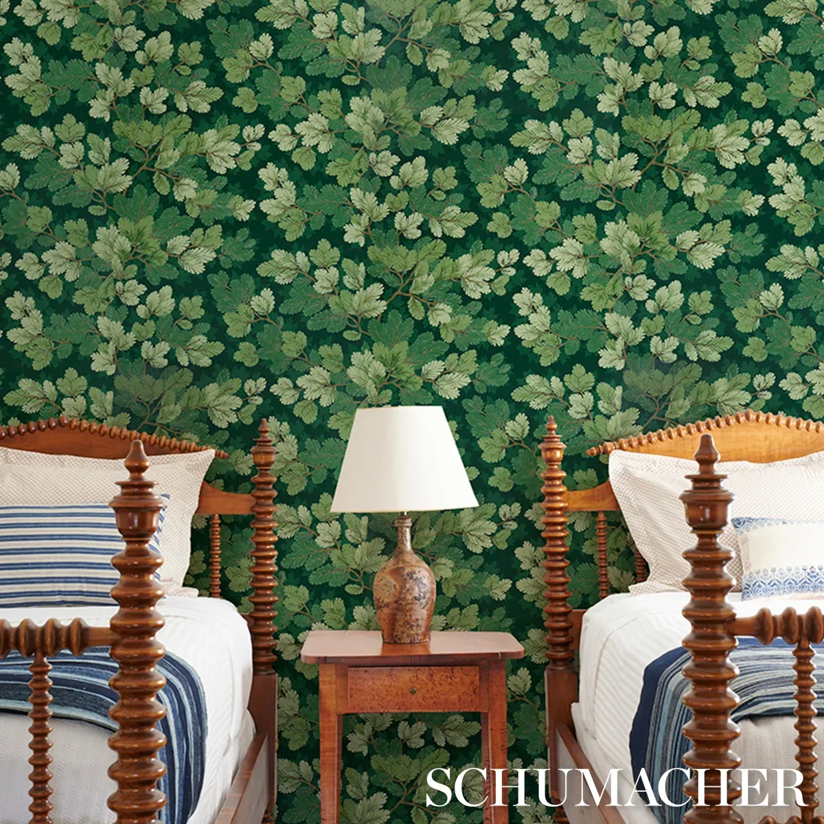 Schumacher COVEY HEDGE - FOREST Wallpaper | Buy Online color FOREST