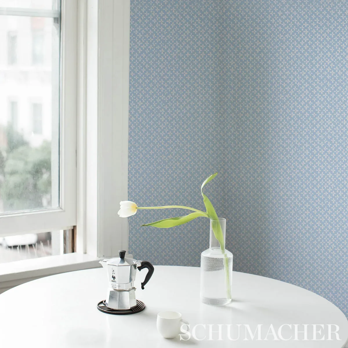 EMERSON IVORY ON SKY Schumacher Wallpaper wallpaper - SKU 5013940