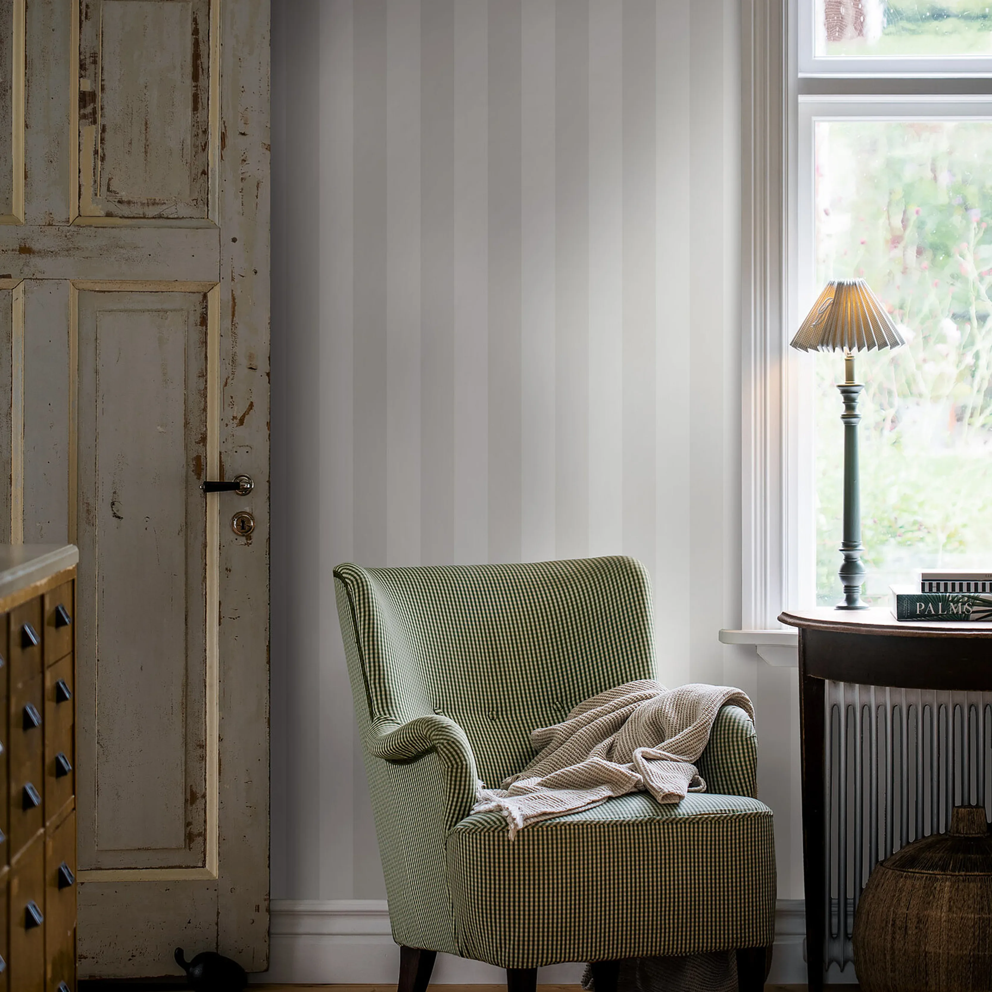 FALSTERBO STRIPE - BONE Schumacher Wallpaper | Wallpaper Twi FALSTERBO STRIPE BONE Schumacher Wallpaper wallpaper - SKU 7687