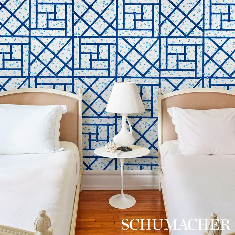 Schumacher FANCY BEAST wallpaper