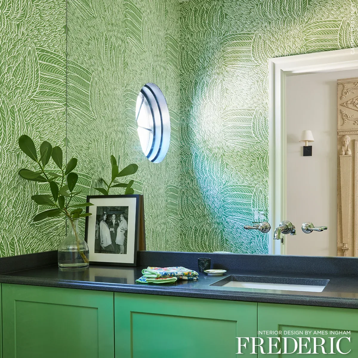 FEATHERFEST - LEAF Schumacher Wallpaper | Wallpaper Twins FEATHERFEST LEAF Schumacher Wallpaper wallpaper - SKU 5007563