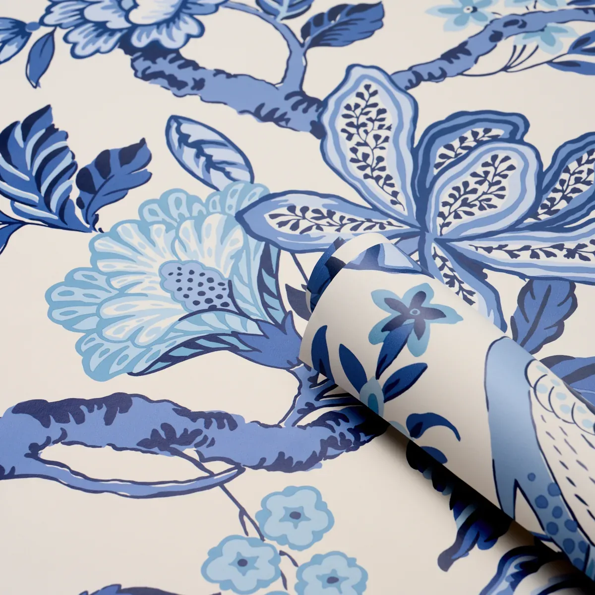 HUNTINGTON GARDENS BLEU MARINE Schumacher Wallpaper wallpaper - SKU 5016660